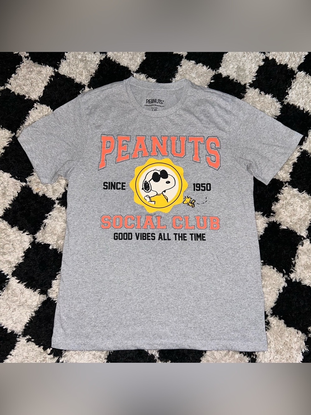 Peanuts Social Club Shirt Mens L Gray Snoopy Woodstock Graphic Tee Good Vibes